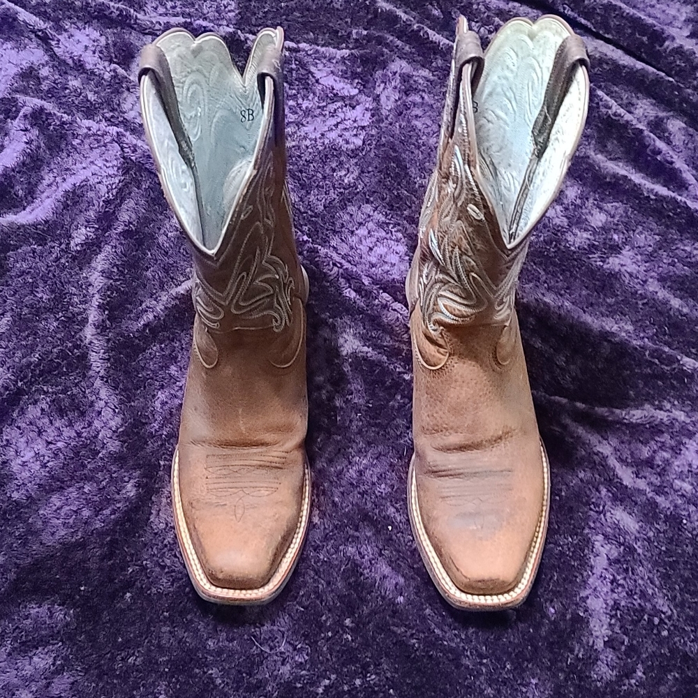 Womens ariat boots